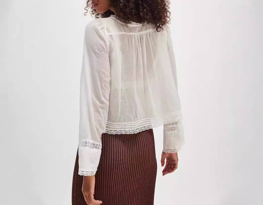 Lace U-neck Lightweight Long Sleeve Shirt